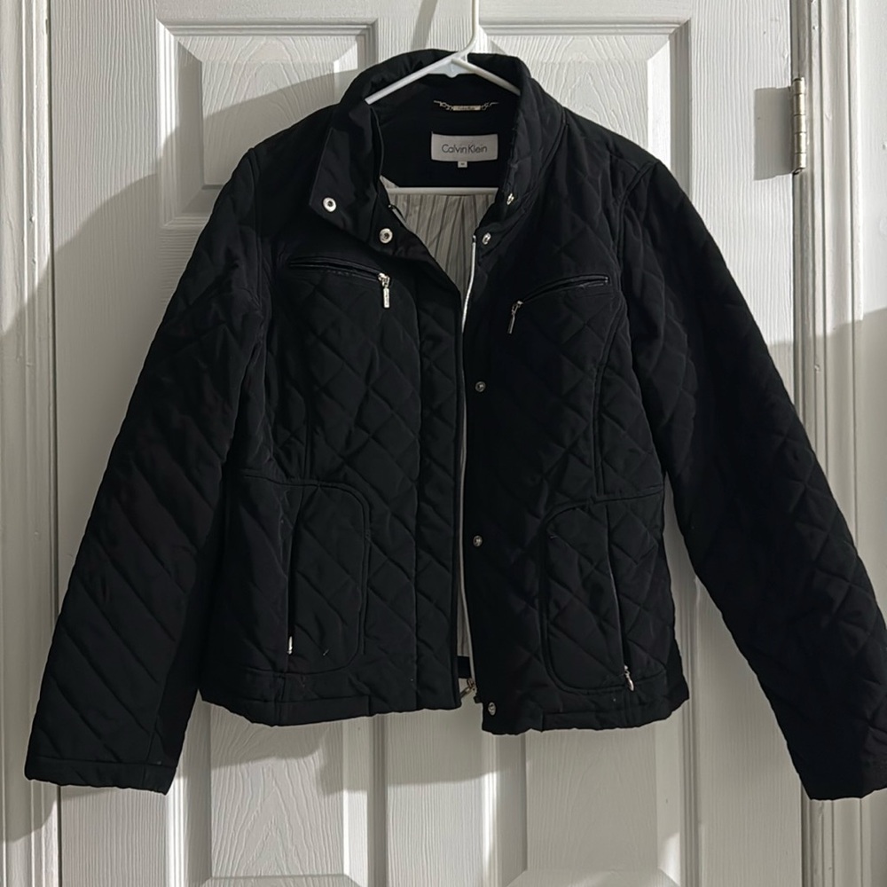 Calvin Klein Jacket Size Medium Black Cute Jacket puffer Black CK Medium Jacket